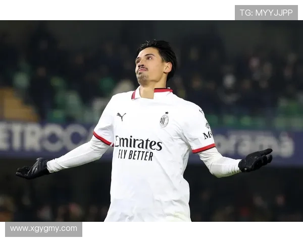 博洛尼亚官方宣布与18岁门将佩西纳续约至2029年并附加一年续约选项